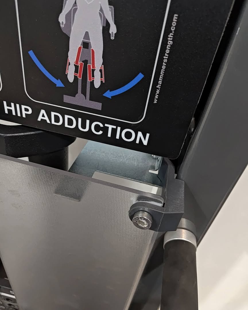 Hammer strength abductor - Image 10