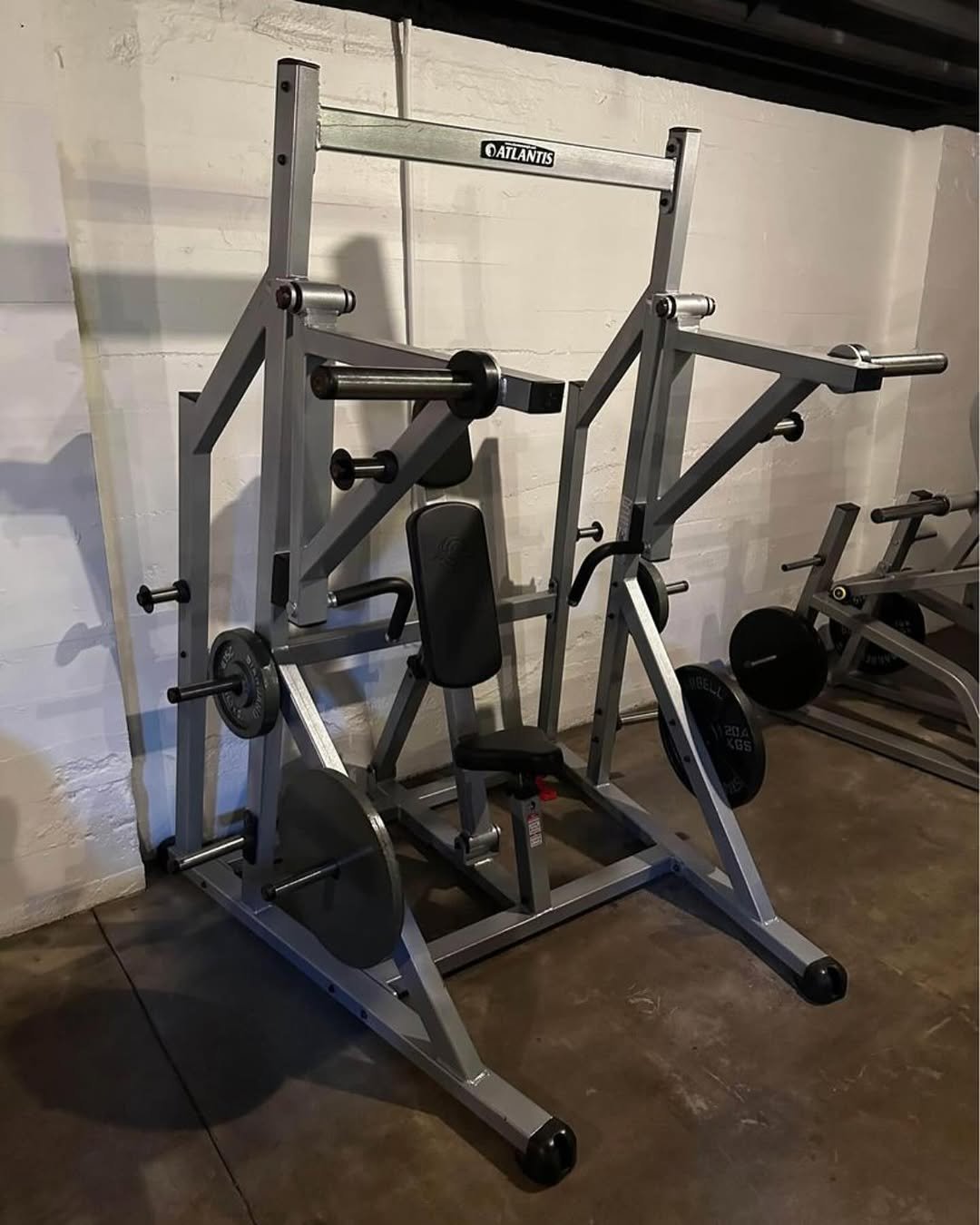 Atlantis plate loaded chest press - Image 2