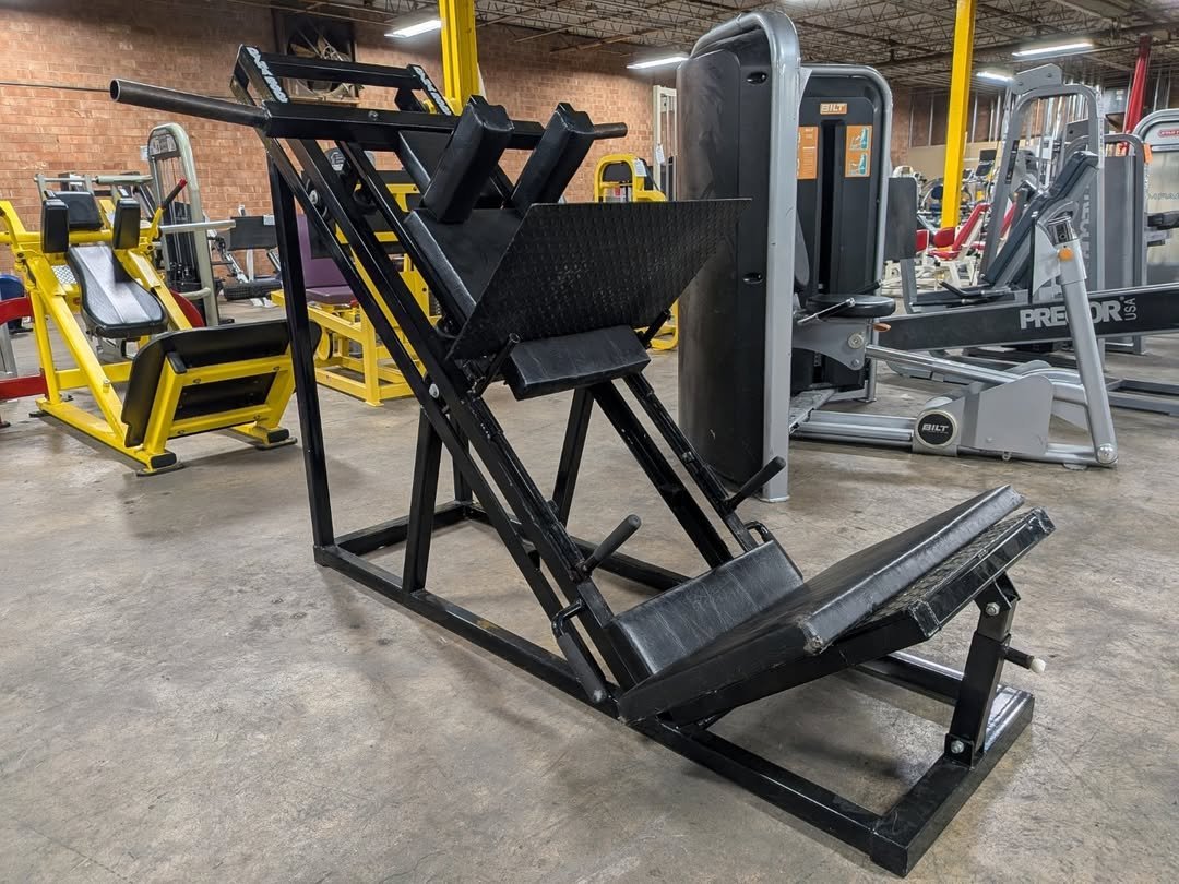 Dynabody hack squat and leg press combo