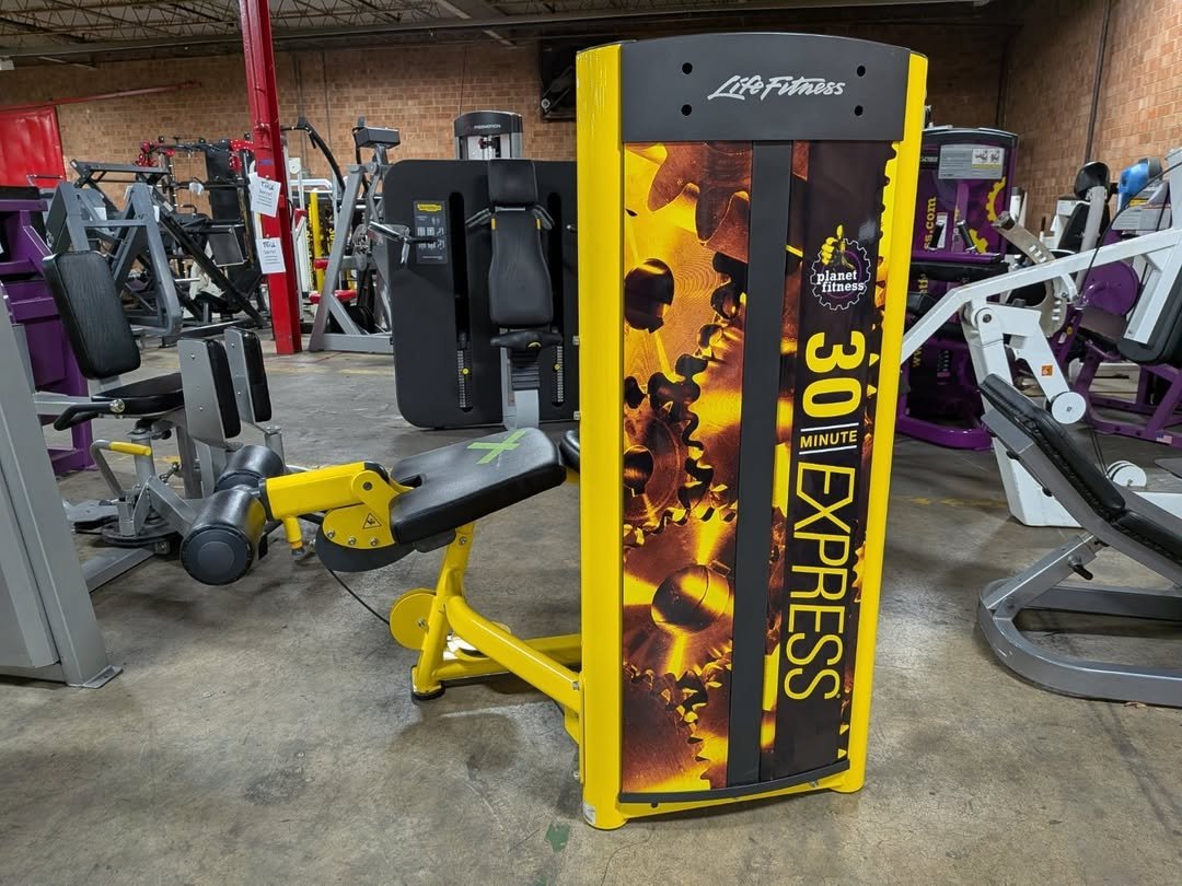 Life Fitness prone leg curl