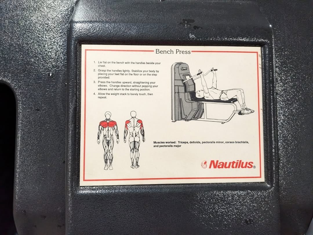 Nautilus bench press - Image 5