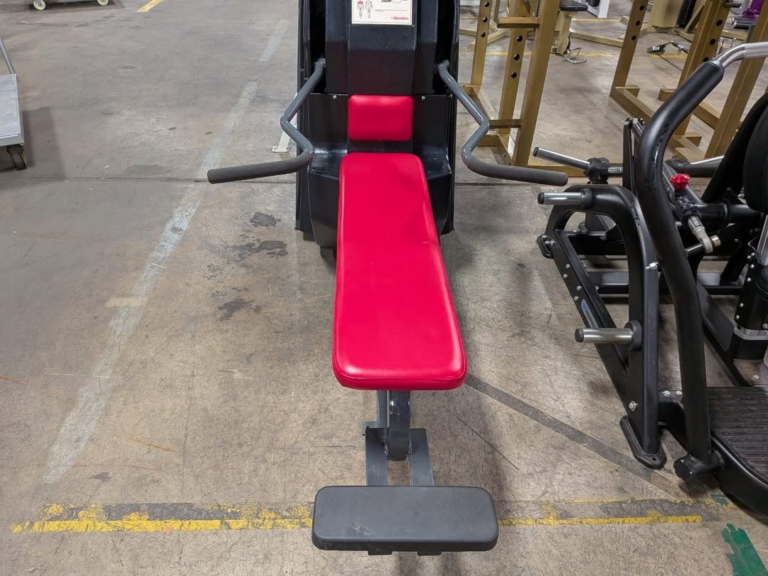 Nautilus bench press - Image 7