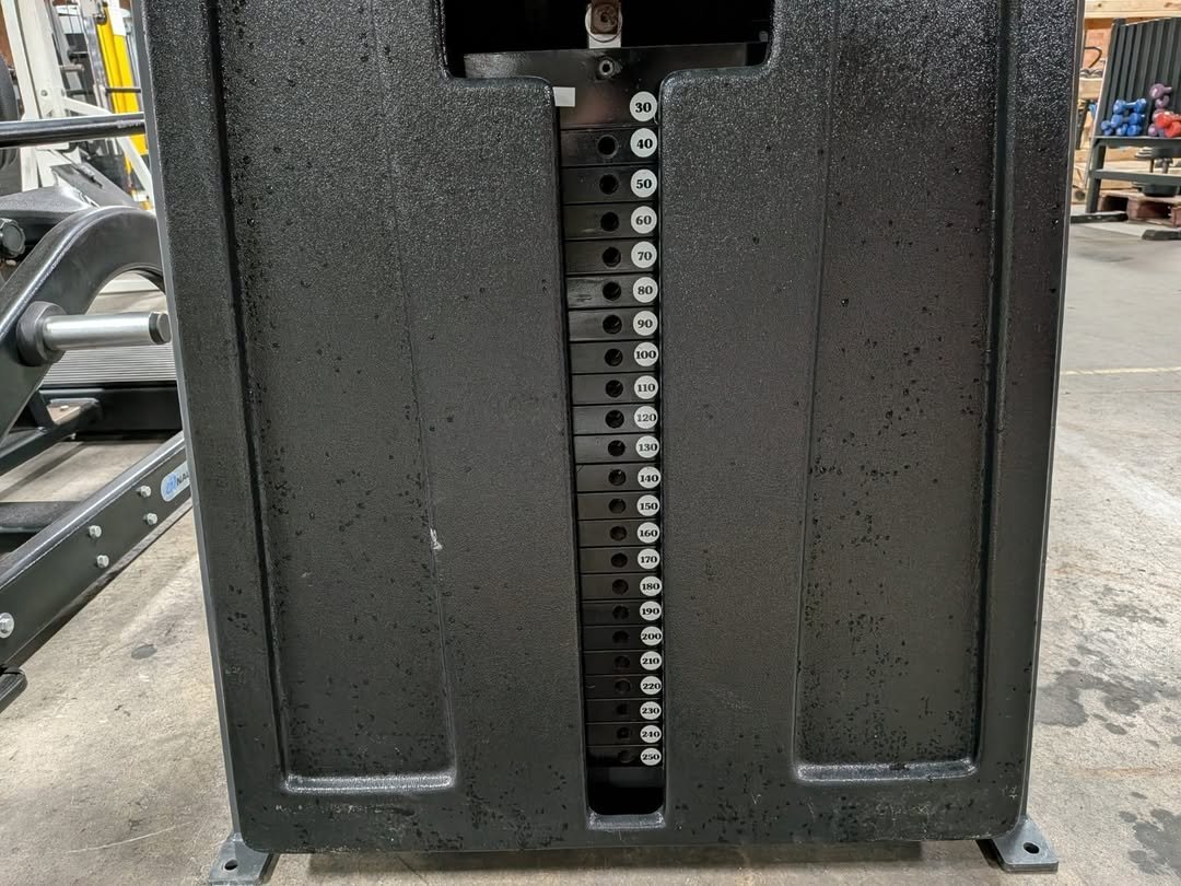 Nautilus bench press - Image 3