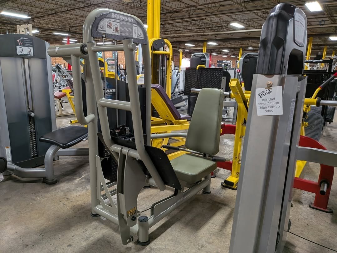 Magnum seated leg press