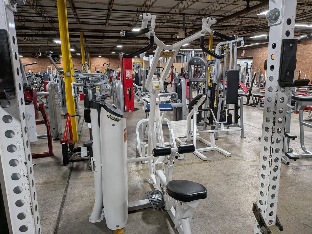 Hoist Roc-it lat pulldown - Image 8