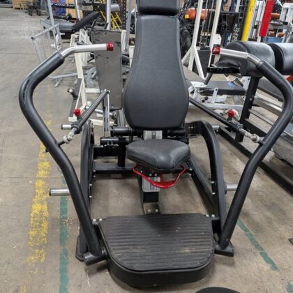 Nautilus leverage chest press