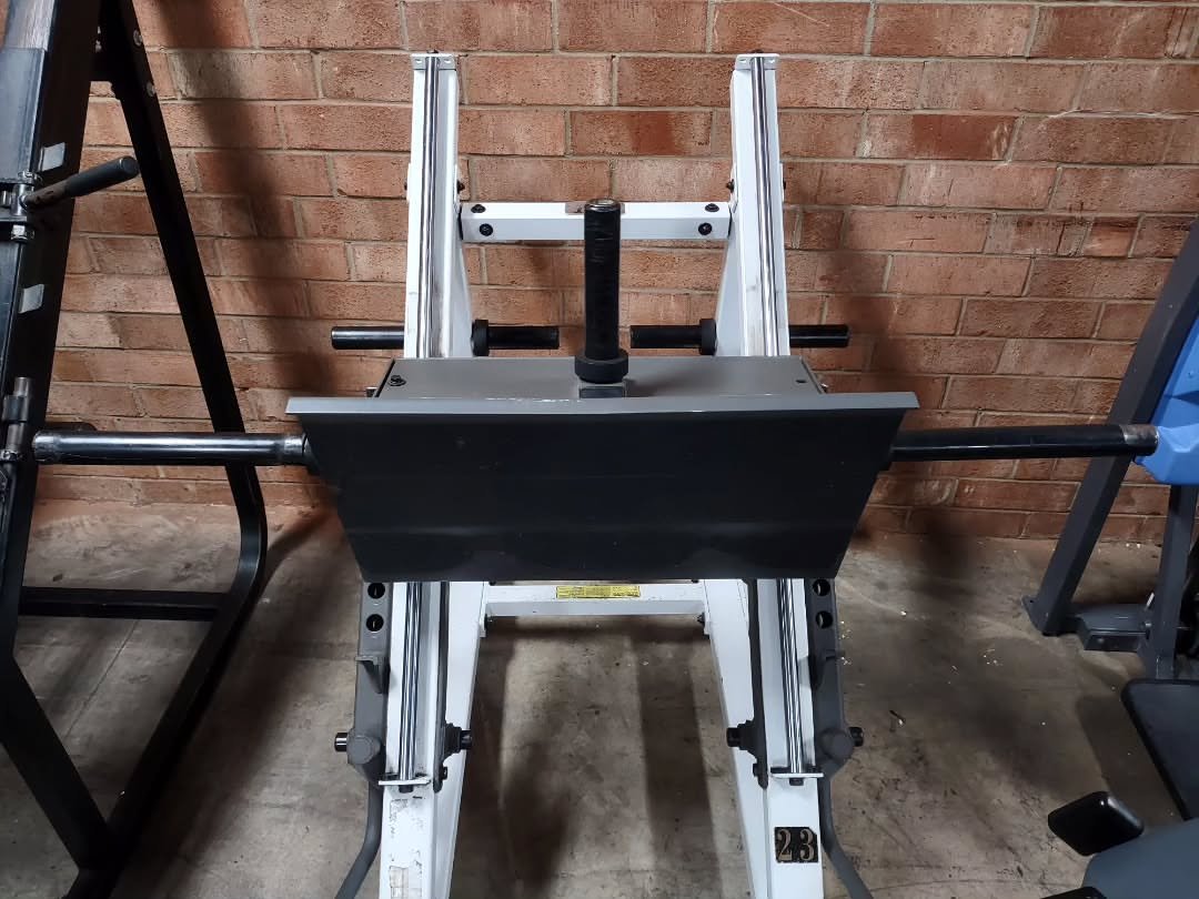 Hoist leg press - Image 4