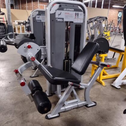 Nautilus impact leg curl +leg extension