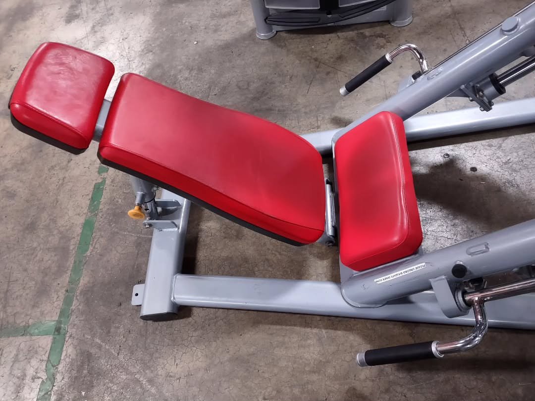 Matrix plate loaded leg press - Image 3