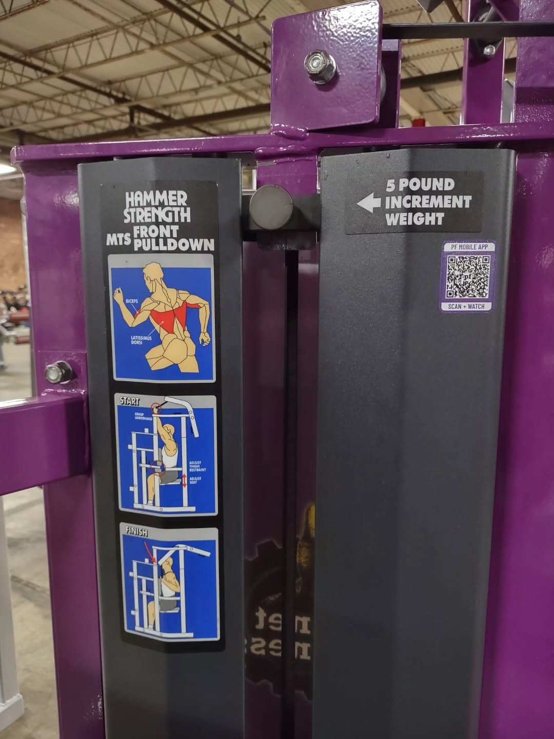 Hammer strength MTS front pulldown - Image 2