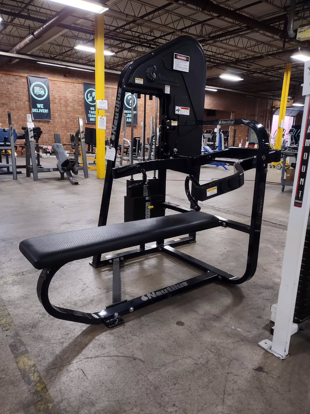 Nautilus chest press